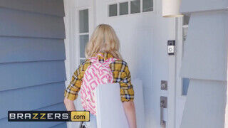 Brazzers - Lexi Lore idősebb pasassal dug