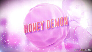 Honey Demon a kívánatos fitt milf mami