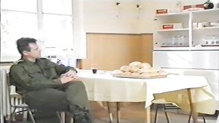 Csőre töltött lövegek - Magyar szinkronos teljes vhs erotikus videó