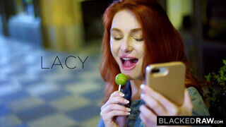 BlackedRaw - Lacy Lennon kedveli a termetes kukacot