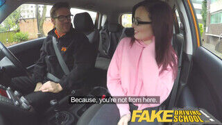 Fake Driving School - amerikai bige megdöngetve