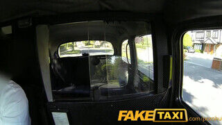 FakeTaxi - segglyukba élvezés baszás után
