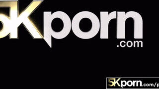 5KPorn - Carolina Sweets óriási péniszt kap