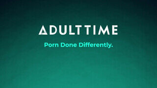 ADULT TIME - lezbi tábor