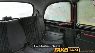FakeTaxi - Lexi Ryder melle közé veszi a pélót