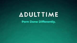 ADULT TIME - Charles Dera döngeti Honey Gold muffját