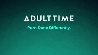 ADULT TIME - Jessie Saint és Lulu Chu édeshármasban basznak