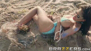 Brazzers - Gia Milana a dögös szirén