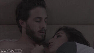 Wicked - Abella Danger popója megkúrelva