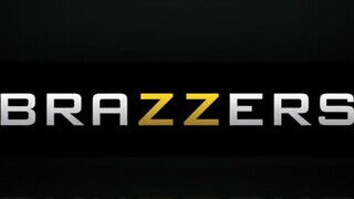 Vampirella a termetes faszra indul be igazán - Brazzers