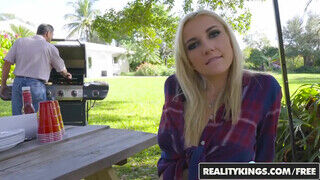 RealityKings - Jade Ambers megkívánta a cerkát