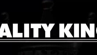 Reality Kings - Nicole Kitt és Cali Caliente a vadító gamer lányok