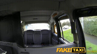 FakeTaxi - Csöcsös cseh nőci a taxiban
