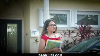 BadMILFS - nem baj ha ilyen rámenős a főnököd