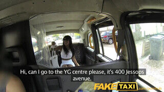 FakeTaxi - Kiki Minaj csoki cuncija megkúrelva
