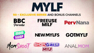 MYLF - bögyös milf lábbal kúrja meg a hímtagot