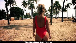 TheRealWorkout - A termetes fenekű Kelsi keményen megdöngetve