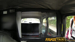 FakeTaxi - Zara DuRose segge megkúrelva