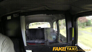 FakeTaxi - Elicia Solis a vonzó szolis milf