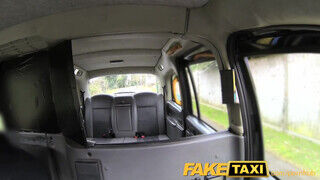 FakeTaxi - vörös nőci vörös szőrű pinával