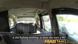 FakeTaxi - Kívánatos pici csoki bige megdöngetve