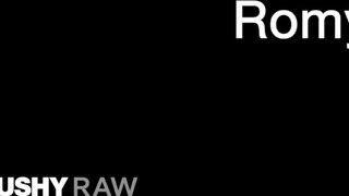 TUSHYRAW - Romy Indy a csábos dél amerikai