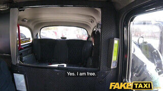 Fake Taxi - Jolee Love a csöcsös német gádzsi