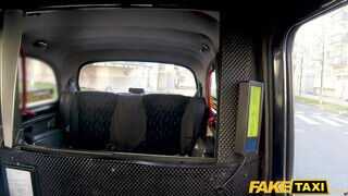 Fake Taxi - 19 éves fiatal maca baszni akart