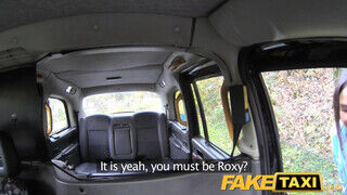 Fake Taxi - Roxxy Lea a hatalmas cickós latin amerikai gádzsi