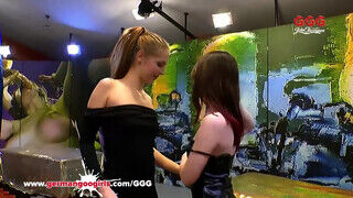 German Goo Girls - Bibi és Louisa, meg a sok dákó