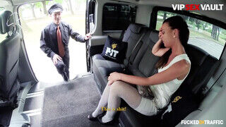 FuckedInTraffic - Alicia Wild óriási tőgyes cseh bébi