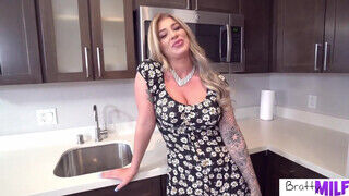 BrattyMILF - Lolly Dames puncija megkettyintve