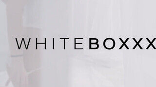 WhiteBoxxx - Eveline Dellai kedveli segglyukba csinálni