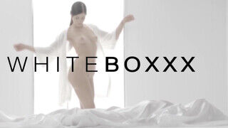 WhiteBoxxx - Lana Roy a csöcsös orosz gádzsi