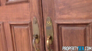 PropertySex - Pristine Edge a bájos milf