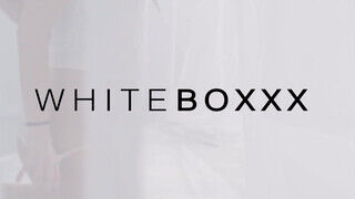 WhiteBoxxx - Ivana Sugar szűk pici lyuka
