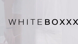 WhiteBoxxx - Lana Roy gigantikus picsájú orosz pornós