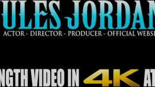 Jules Jordan - Angela White leszopja az óriás péniszt