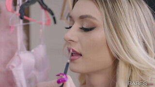Babes - Natalia Starr engedi segg lyukba is