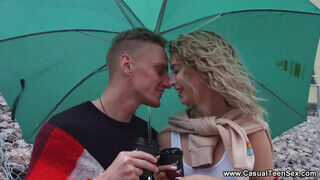 Casual Zsenge Szex - Iris Kiss Kiss segge megkettyintve