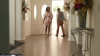 HotwifeXXX - Amari Anne a vékony barna házaspár