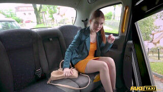 Fake Taxi - Kira Love a vörös hajú zsenge nőci