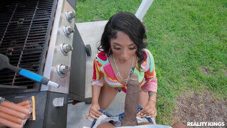 REALITY KINGS - Alicia Williams megkefélve a medence parton