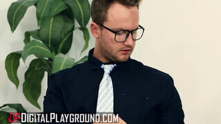 DigitalPlayground - Maya Bijou a lotyó diákcsaj