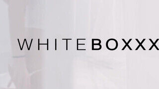 WHITEBOXXX - Adelle Sabelle a csábító francia csajszi
