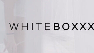 WhiteBoxxx - Nicole Pearl a kiéhezett orosz csajszika