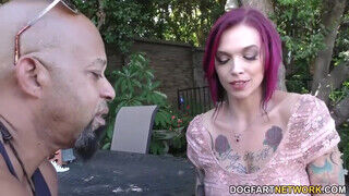 Anna Bell Peaks kedveli a jó gigászi brét