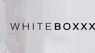 WhiteBoxxx - Tina Blade a pici cicis horvát maca