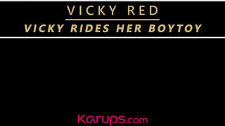 Vicky Red tinédzser pacákkal kúr