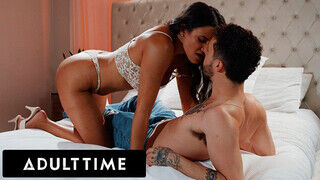 ADULT TIME - Penny Barber a magányos milf
